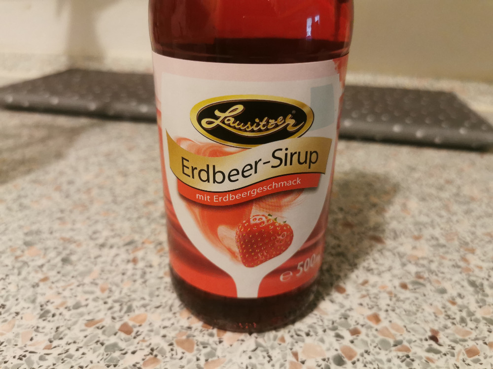 Lausitzer Erdbeer-Sirup, mit Erdbeergeschmack von LaCherque | Hochgeladen von: LaCherque