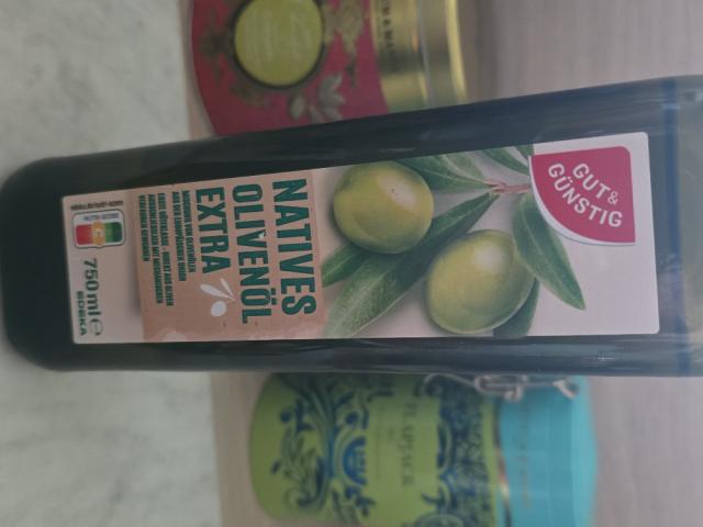 Uploaded by: Newme26 Uploaded by: Newme26