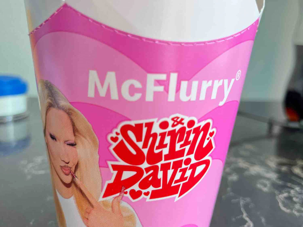 McFlurry Original Shirin Candy Erdbeer-Sauce von builttolast84 | Hochgeladen von: builttolast84