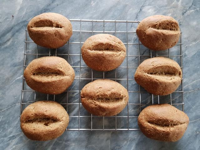 Low carb Baguettbrötchen, Eier, Mandeln, Kartoffelfassern, F | Hochgeladen von: majka73