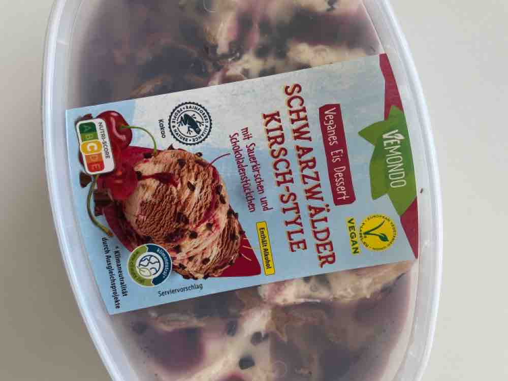 Vemondo veganes Eis Schwarzwälder-Kirsch-Style von larakutsche | Hochgeladen von: larakutsche