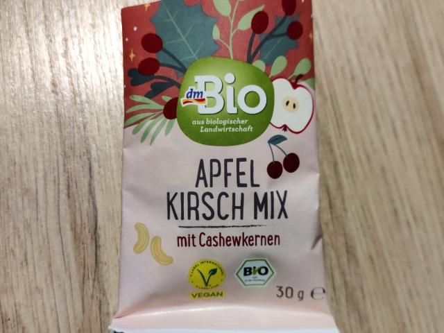 Apfel Kirsch Mix, mit Cashewkernen von DerSebi96 | Hochgeladen von: DerSebi96