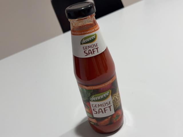 Hochgeladen von: S7URM