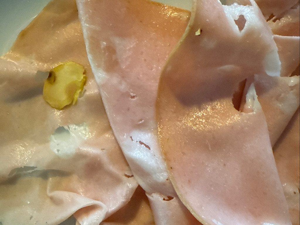 Mortadella von michanuk | Hochgeladen von: michanuk Mortadella von michanuk | Hochgeladen von: michanuk