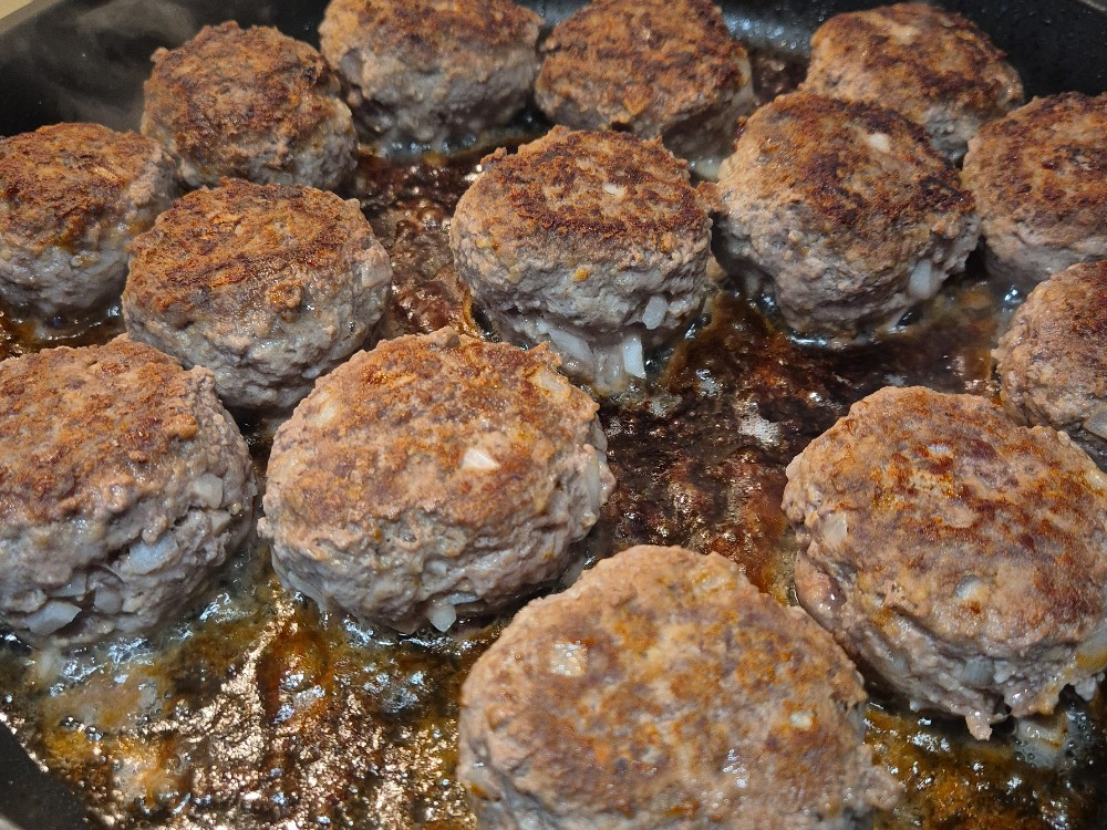 Hochgeladen von: sekira