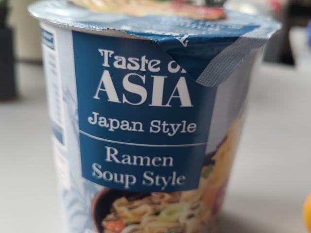 Hochgeladen von: Happeety