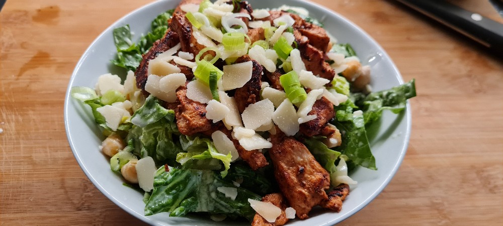 Caesar Salad mit mariniertem Hähnchen, gerösteten Kichererbsen u | Hochgeladen von: Anni86FFM