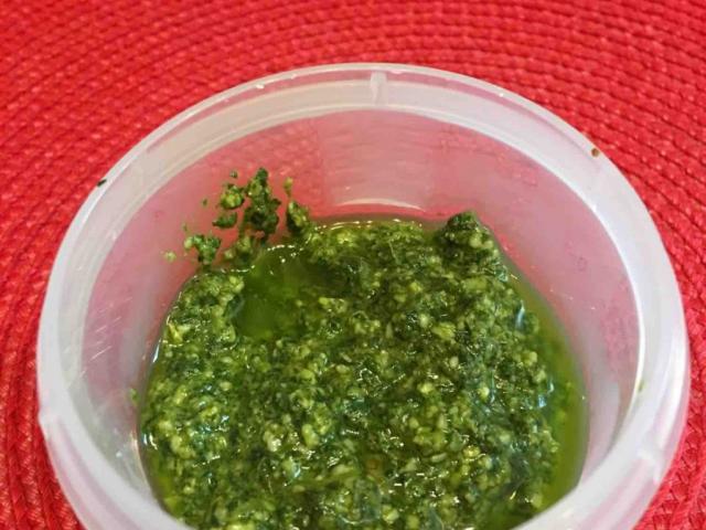 Pesto, Basilikum von sofiagapejew | Hochgeladen von: sofiagapejew