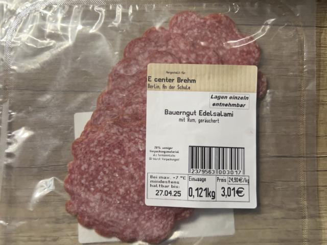 Bauerngut Edelsalami, mit Rum, geräuchert von bruderheiopei | Hochgeladen von: bruderheiopei Bauerngut Edelsalami, mit Rum, geräuchert von bruderheiopei | Hochgeladen von: bruderheiopei