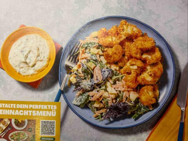 Panierter Blumenkohl mit Kräuterdip und Karotten-Apfel-Salat von | Hochgeladen von: yvonneflock426