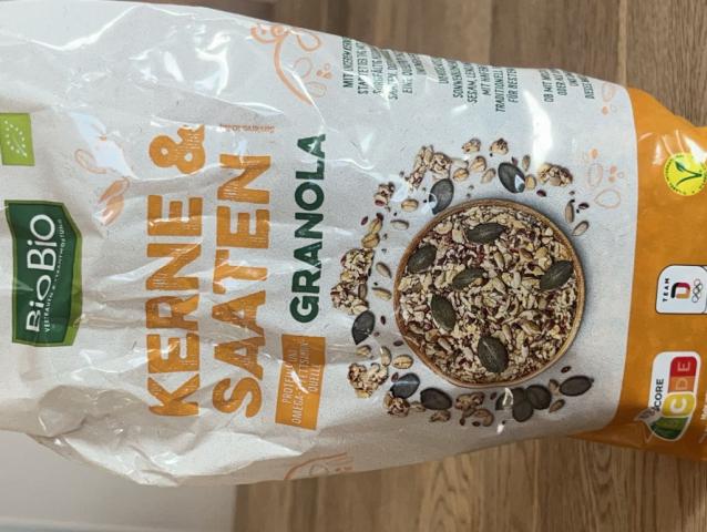 Hochgeladen von: meagain