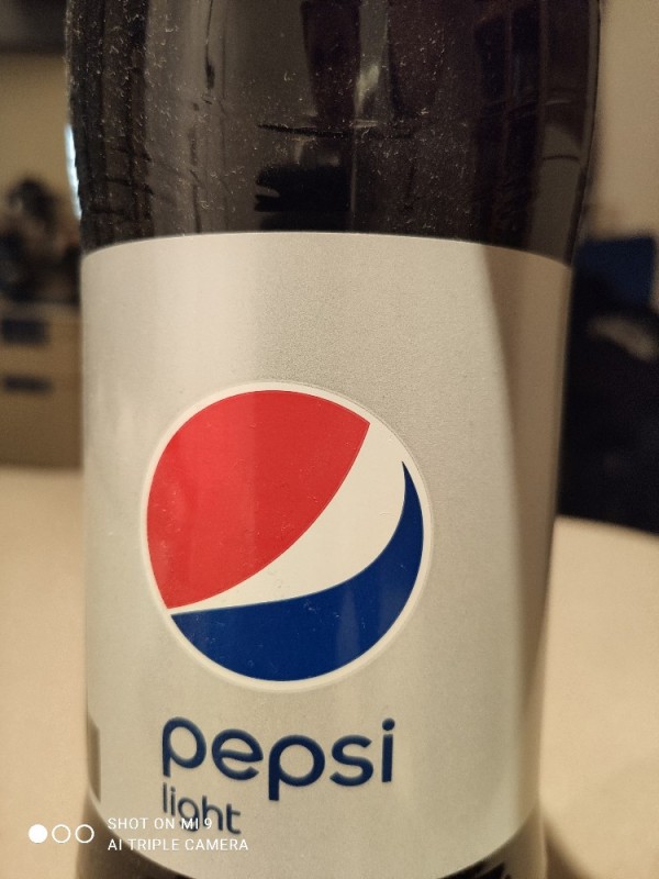 Pepsi light von Roman Allgoewer | Hochgeladen von: Roman Allgoewer