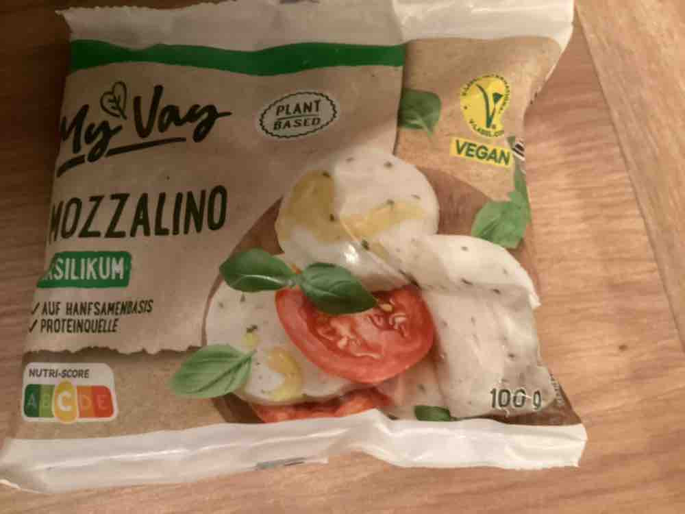 plant based mozarella vay, hanfsamen von RandolphVoges | Hochgeladen von: RandolphVoges