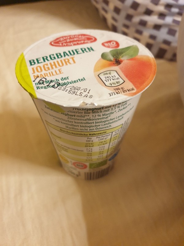 bergbauern joghurt marille, Mit pasteurisierter Milch 3,5% von k | Hochgeladen von: kolbr263963