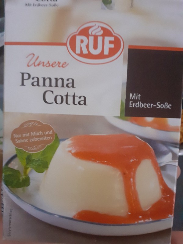 Panna Cotta mit Erdbeersoße (zubereitet), Cremiges Panna Cotta m | Hochgeladen von: Janine h123