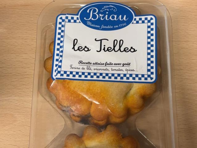 Hochgeladen von: SanHan83