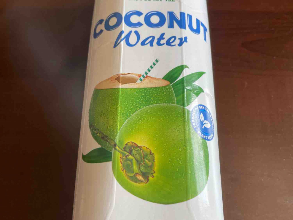 coconut water von Sportsgirraffe | Hochgeladen von: Sportsgirraffe coconut water von Sportsgirraffe | Hochgeladen von: Sportsgirraffe