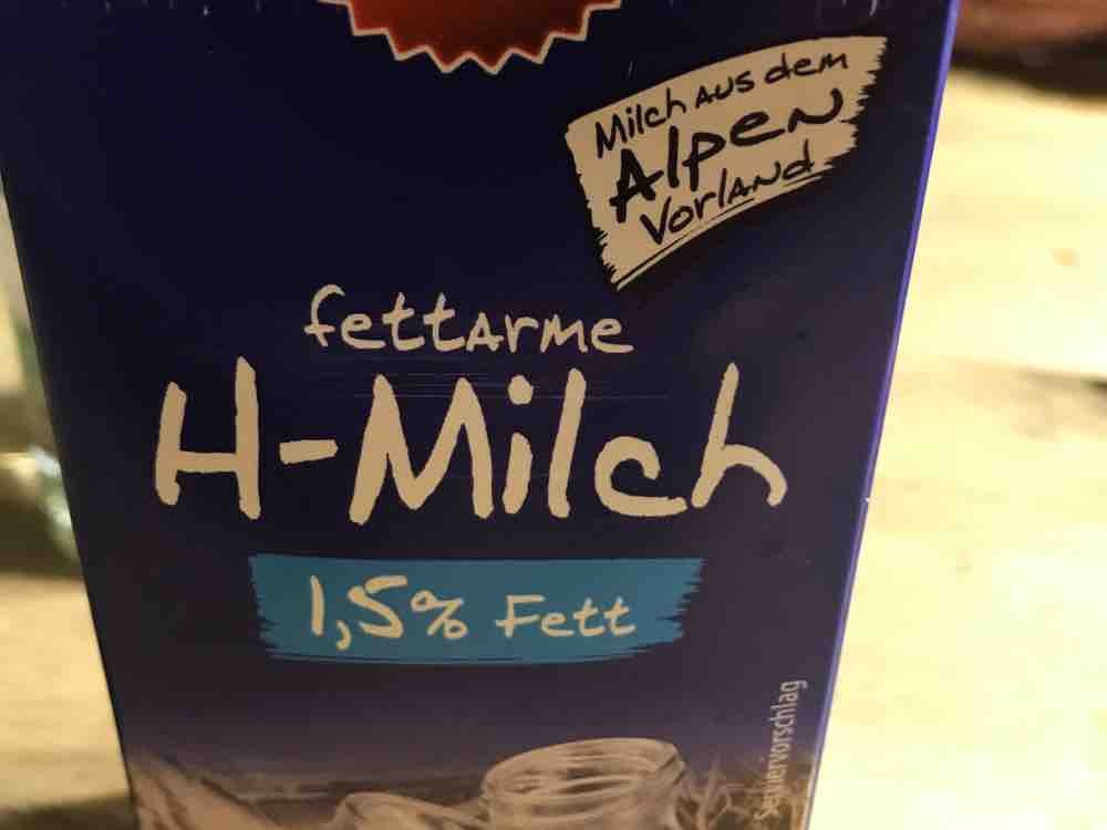 Kaffe mit Milch , mit Milch (1,5% Fett) von julijaheiko674 | Hochgeladen von: julijaheiko674