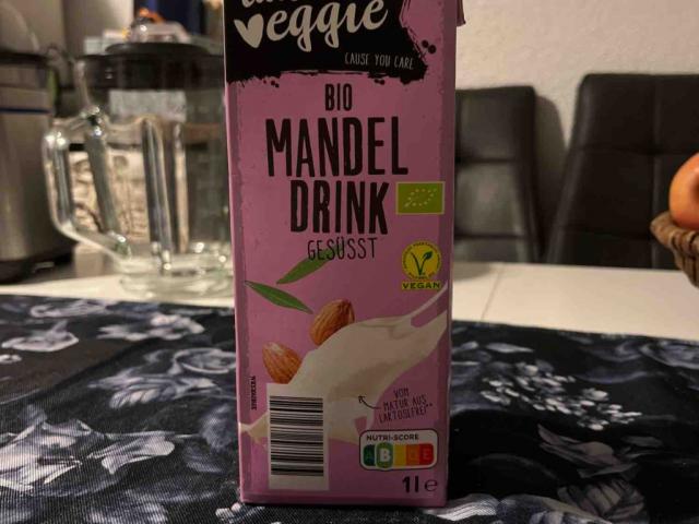 Bio Mandel Drink, gesüßt by laradamla | Uploaded by: laradamla