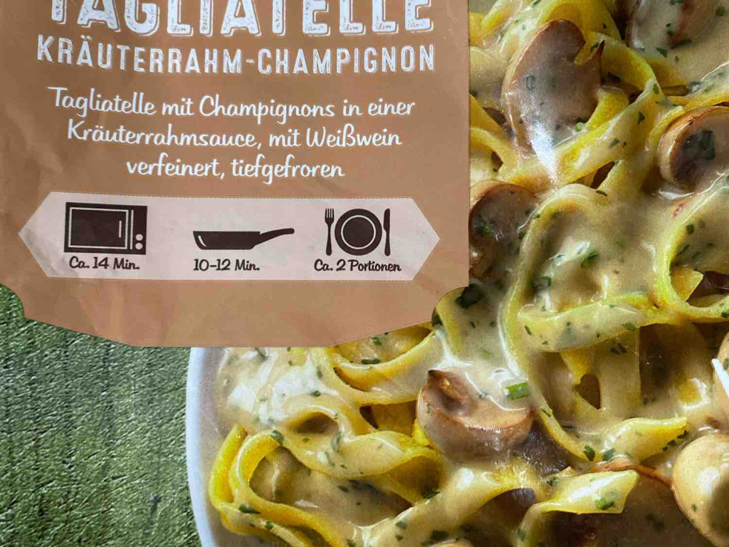 Pasta Tagliatelle, Kräuterrahm-Champingnon von paul6hgw | Hochgeladen von: paul6hgw