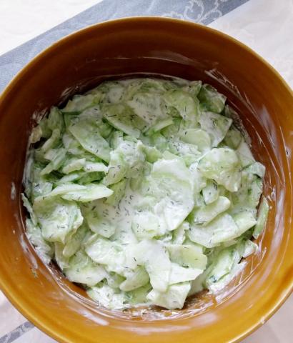 Gurkensalat mit saurer Sahne 10%+Süßstoff, mild | Hochgeladen von: Nini53