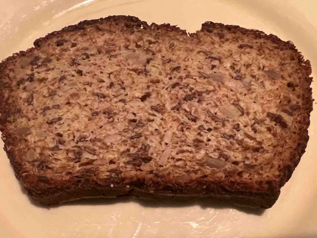 Andreas‘s Eiweißbrot, eine Scheibe =  69 gr, von ThLange | Hochgeladen von: ThLange