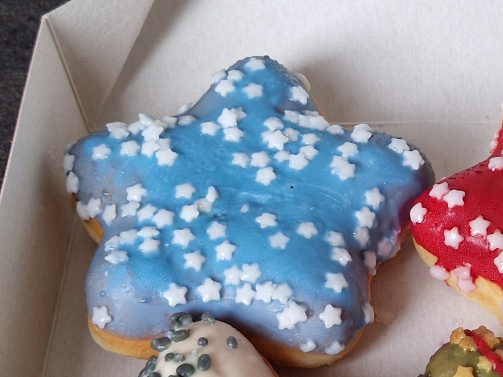 Hochgeladen von: elisavetas