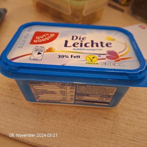 Deli Magarine die Leichte, Halbfett-Pflanzenmagarine von trucker | Hochgeladen von: truckerpapa163