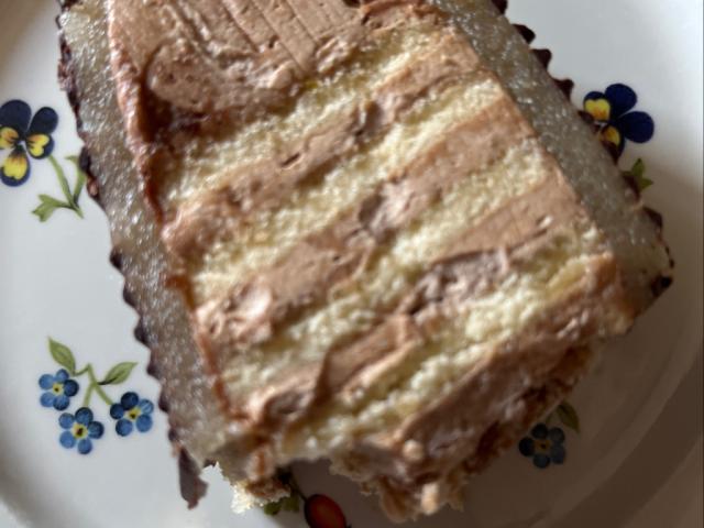 Hochgeladen von: marinasessen Hochgeladen von: marinasessen