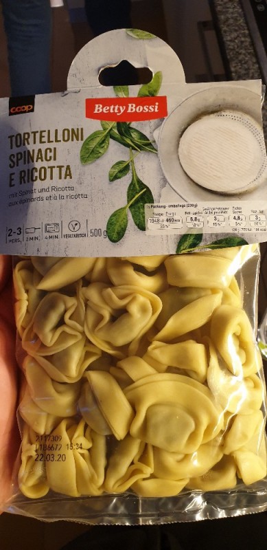 Tortelloni mit Spinat-/Ricotta Füllung 500g von SpiroTheRas | Hochgeladen von: SpiroTheRascal