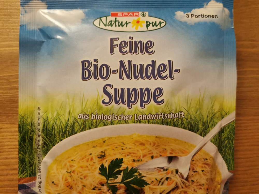 Feine Bio-Nudel-Suppe von darkeyedsun | Hochgeladen von: darkeyedsun
