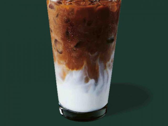 Starbucks Venti Iced Caramel Macchiatto, Milch 2.5%, Vanilla Sir | Hochgeladen von: lenitalena