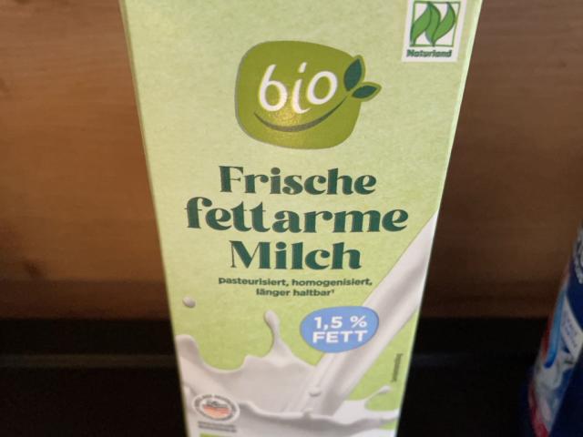 Bio frische fettarme Milch, 1,5% by florianhuelsmann127 | Hochgeladen von: florianhuelsmann127