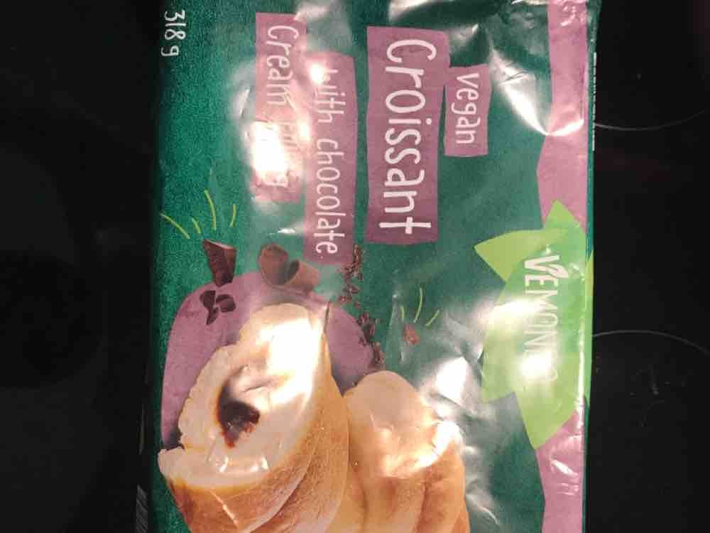 Croissant  with chocolate cream filling vegan von davzum | Hochgeladen von: davzum