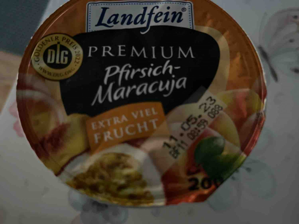 Landfein Premium Joghurt Pfirsich-Maracuja, mit 3,8% Fett im Mil | Hochgeladen von: Die Luberin