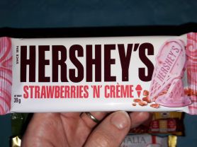 Hersheys Strawberries and Creme | Hochgeladen von: Siope