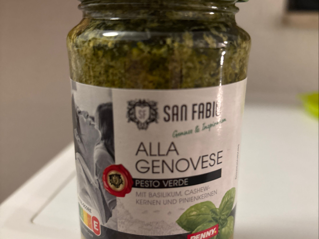 Pesto allá Genovese, mit Basilikum Cashew-Kernen und Pinienkerne | Hochgeladen von: lukas2704