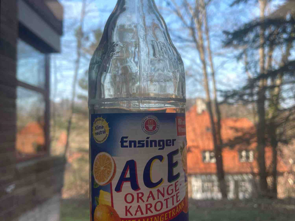 Ace Orange-Karotte von caaaaarolinn | Hochgeladen von: caaaaarolinn