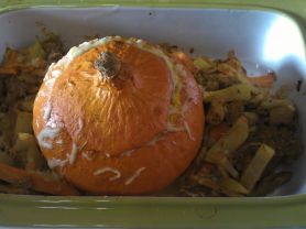 Gefüllter Kürbis mit Karotte und Kohlr | Hochgeladen von: Bonbon