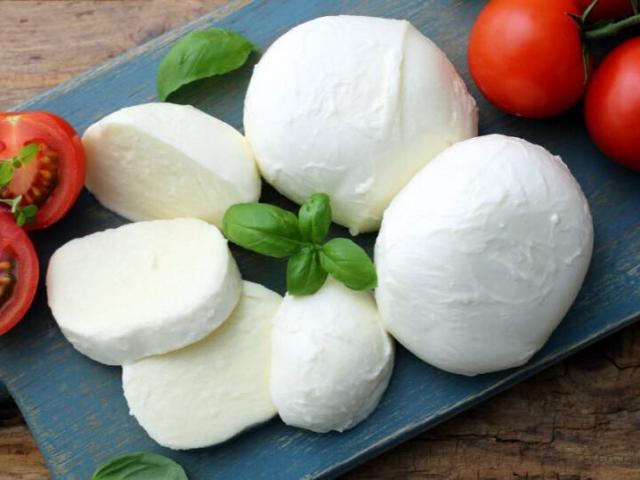 Mozzarella von leonievictoriakub | Hochgeladen von: leonievictoriakub