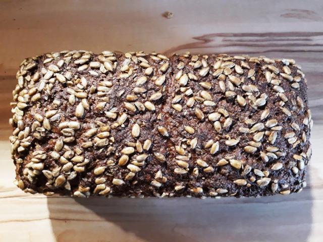 Roggenvollkornbrot mit Sonnenblumenkernen | Hochgeladen von: cucuyo111