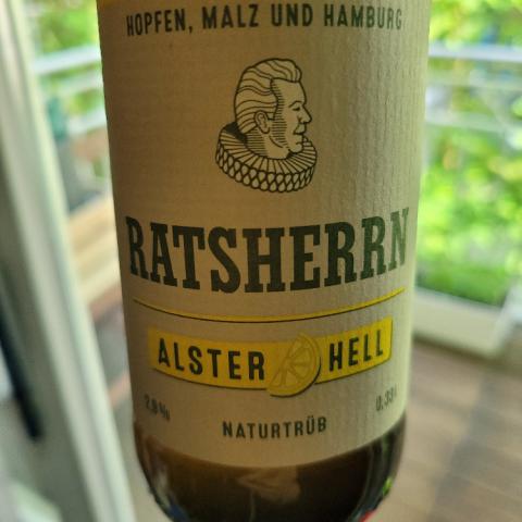 Alster Hell von Zitronenjette | Hochgeladen von: Zitronenjette