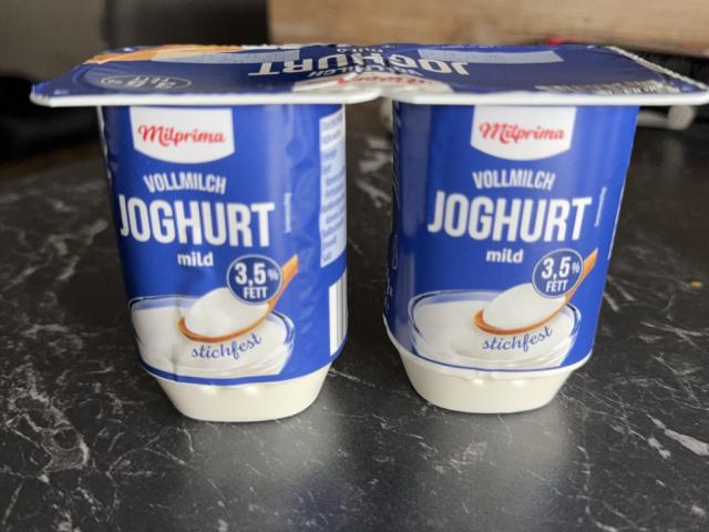 Joghurt, 3,5 % Fett von DeniseRtw | Hochgeladen von: DeniseRtw