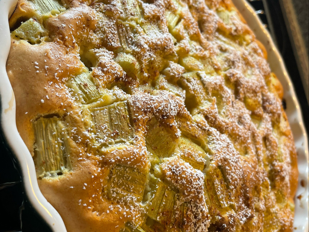 Rhabarber Kuchen von manuela141838 | Hochgeladen von: manuela141838 Rhabarber Kuchen von manuela141838 | Hochgeladen von: manuela141838