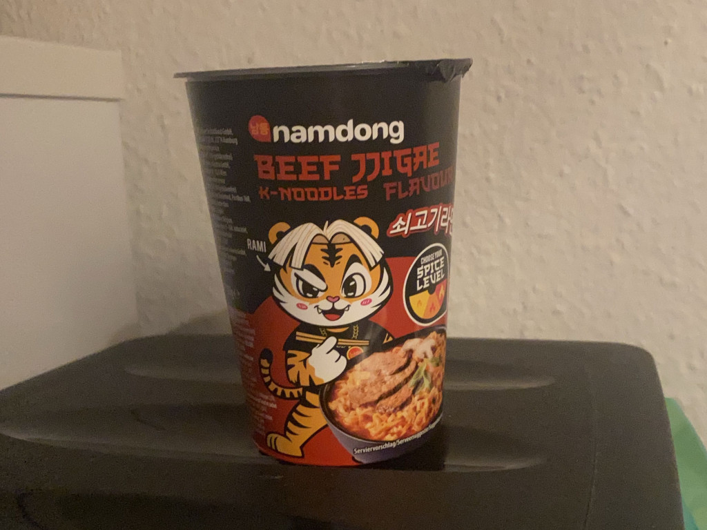 Hochgeladen von: Yummigirl