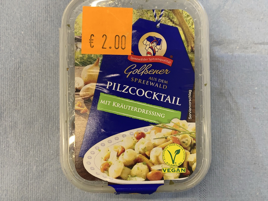 Golßener Pilzcocktail Kräuterdressing von dertpunkt | Hochgeladen von: dertpunkt Golßener Pilzcocktail Kräuterdressing von dertpunkt | Hochgeladen von: dertpunkt
