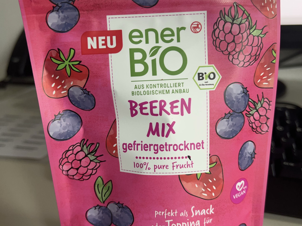 Hochgeladen von: selenakz Hochgeladen von: selenakz