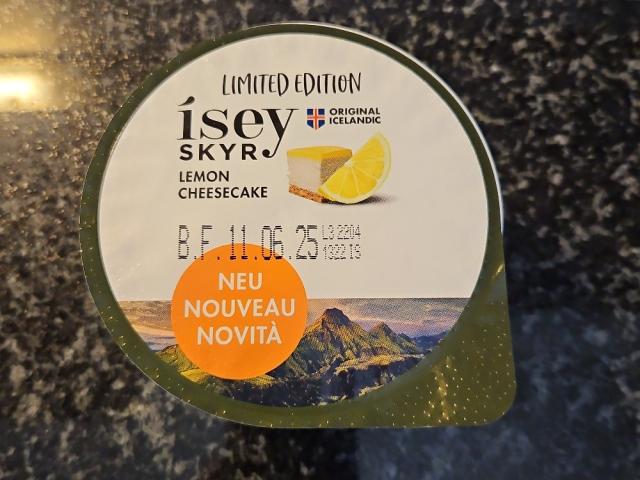 Lemon Cheesecake by olofvndrhr | Hochgeladen von: olofvndrhr Lemon Cheesecake by olofvndrhr | Hochgeladen von: olofvndrhr