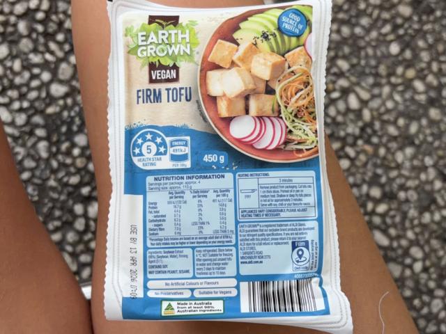 Hochgeladen von: valeriegmpl