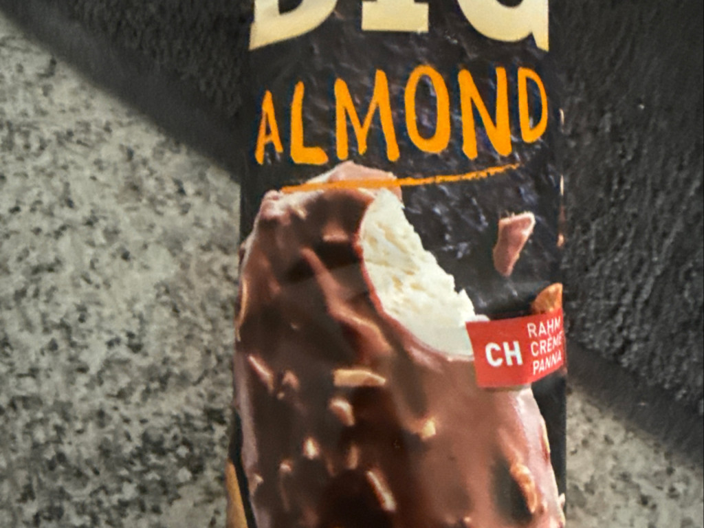 BIG Almond von Fabianschafer | Hochgeladen von: Fabianschafer BIG Almond von Fabianschafer | Hochgeladen von: Fabianschafer